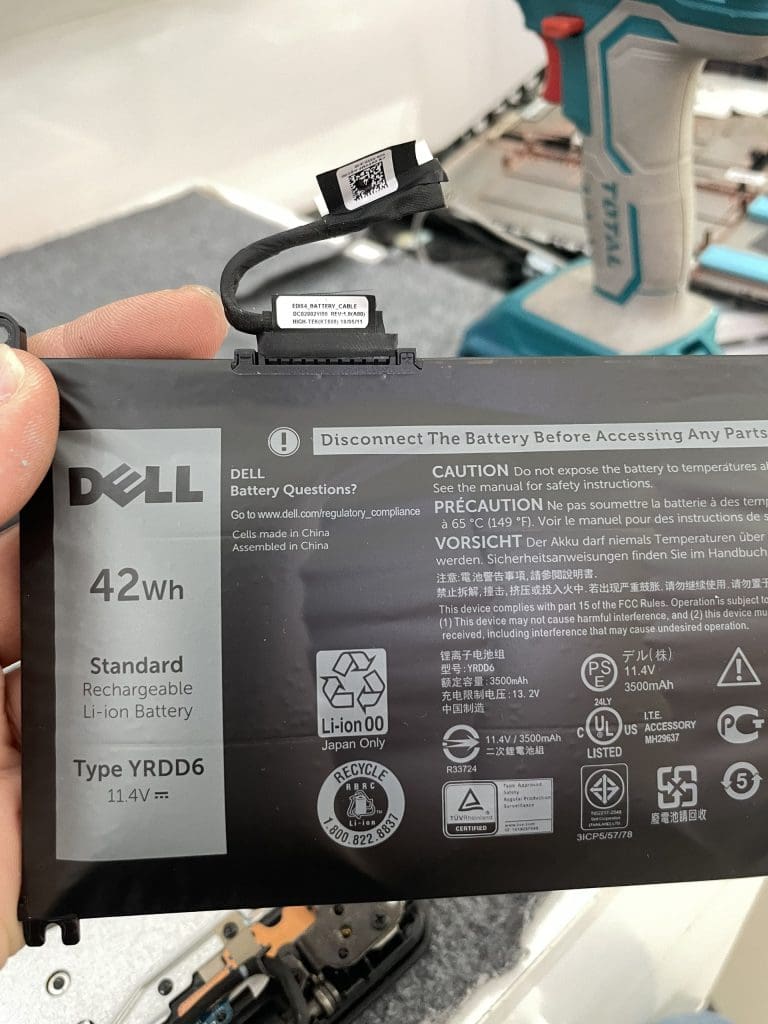 DỊCH VỤ LAPTOP 5 THAY PIN LAPTOP 1
