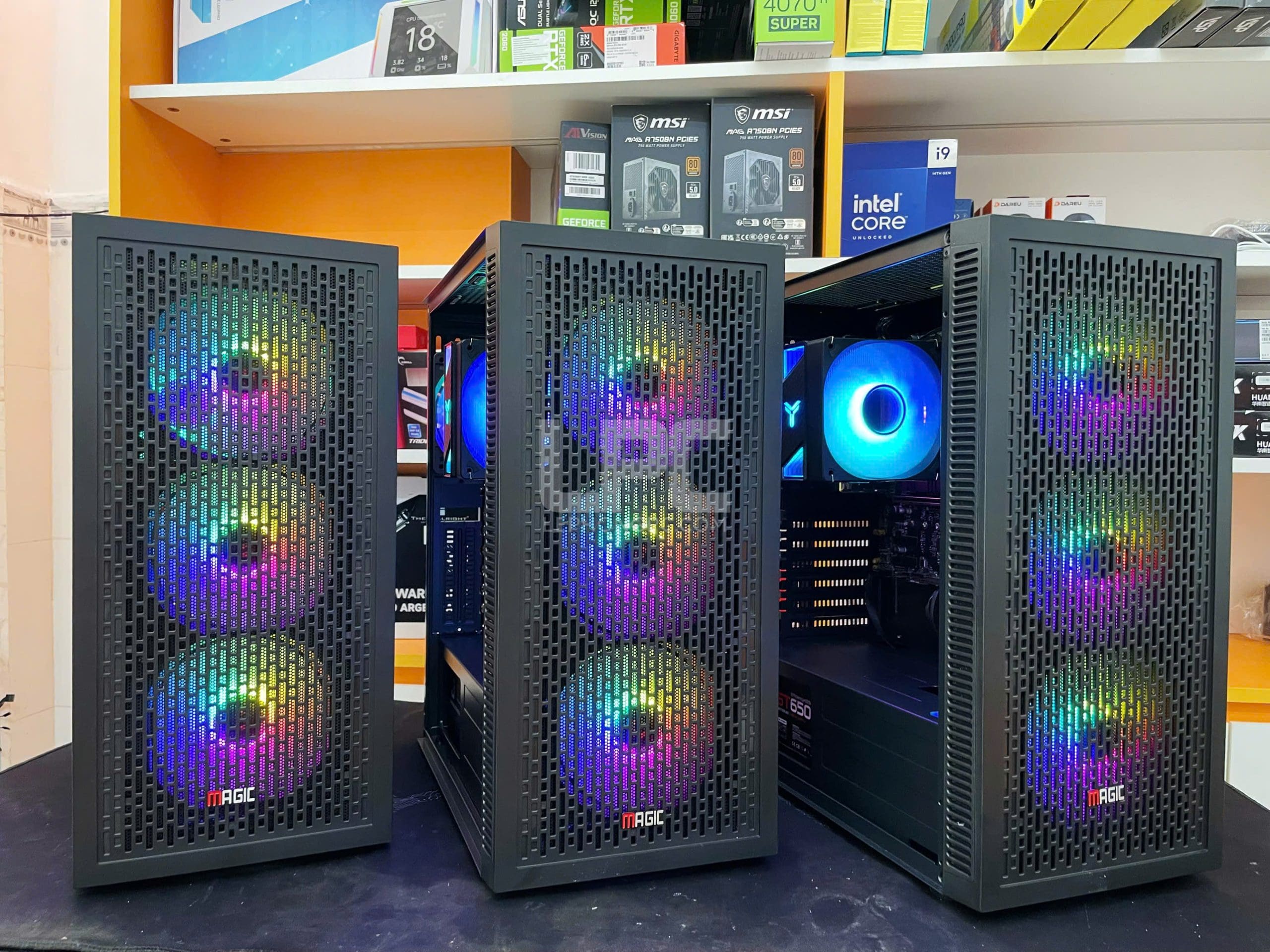PC ANH KHÁCH VIP TÂN BÌNH LÀM VIỆC 1